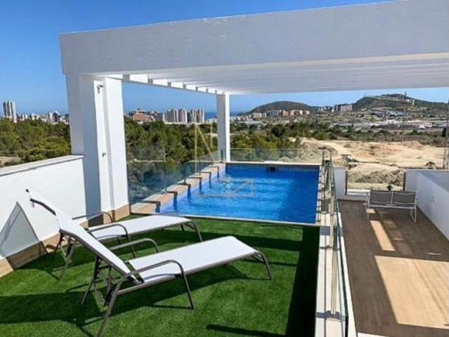 Casa en venta en Urbanització Golf Badia, Finestrat