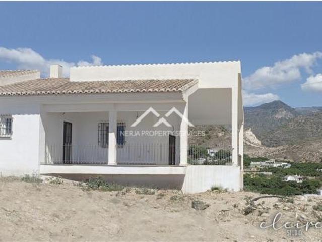 Casa en venta en La Axarquía, Andalucía