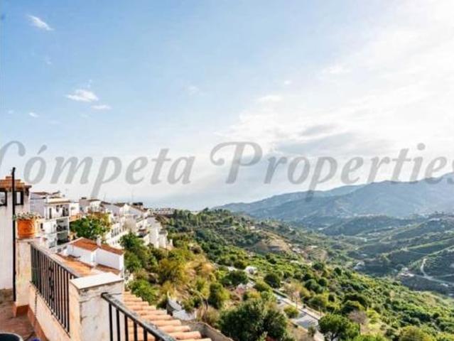 Casa en venta en La Axarquía, Andalucía
