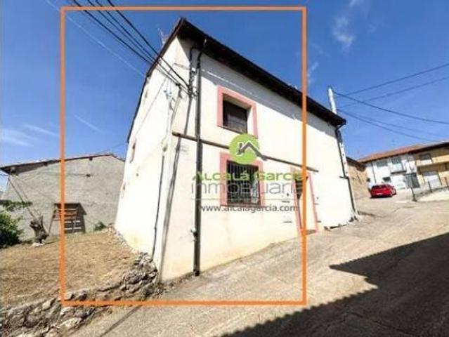 Casa en venta en Fuentearmegil, Castilla y León