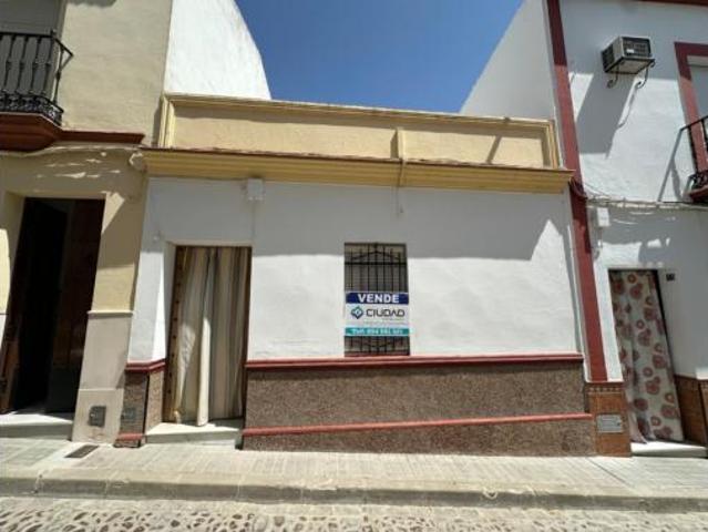 Casa en venta en Fuentes De Andalucía, Andalucía