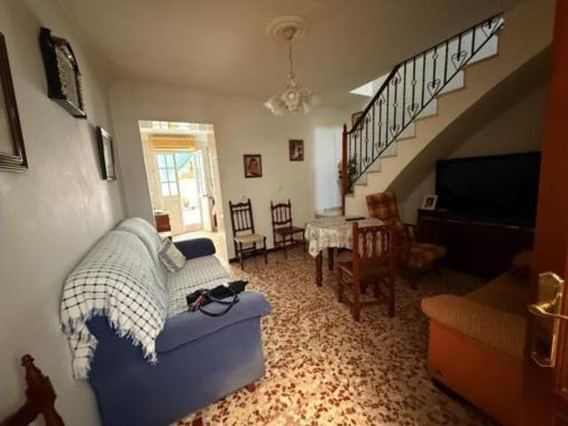 Casa en venta en Fuentes De Andalucía, Andalucía