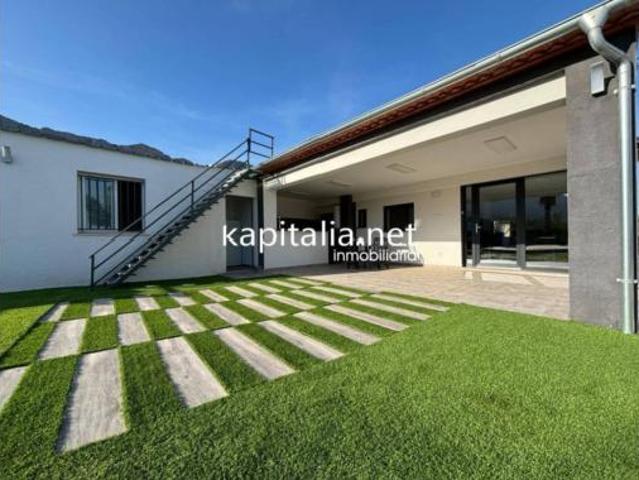 Casa en venta en el Comtat, Valencia