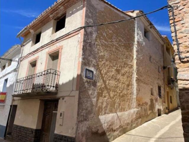 Casa en venta en l'Alt Palància, Valencia