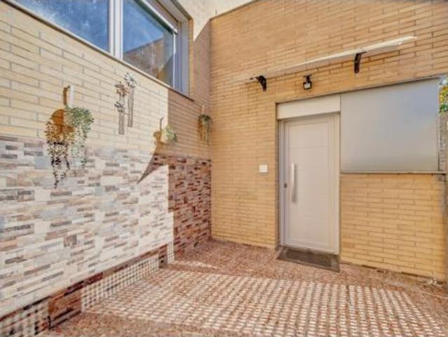 Casa en venta en Beriáin, Navarra