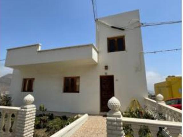 Casa en venta en Gran Canaria, Los Quintana y El Agazal