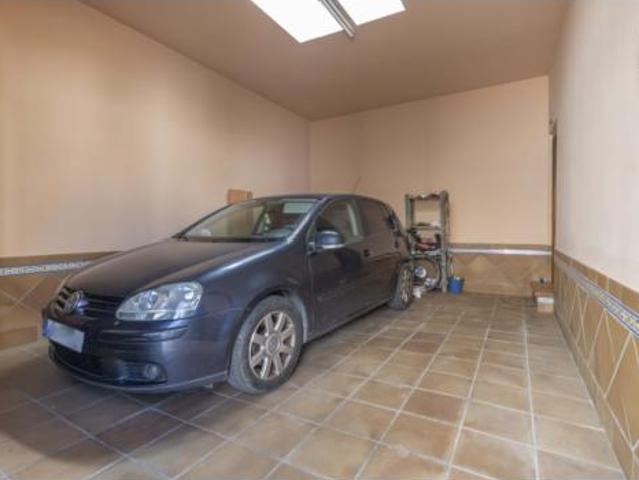 Casa en venta en Gerena, Andalucía