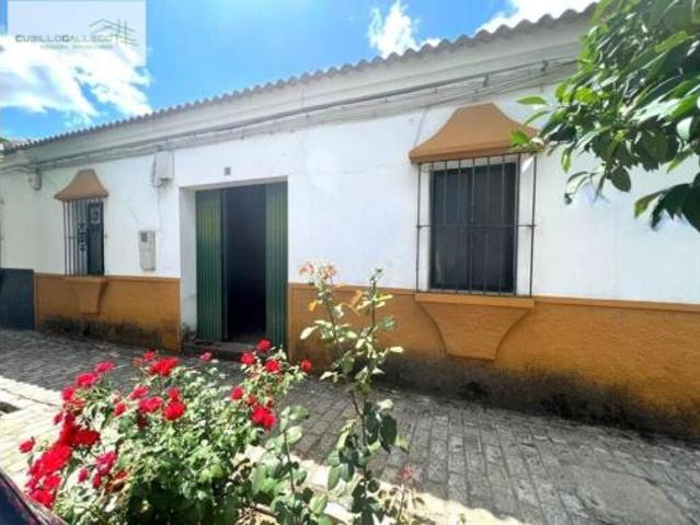 Casa en venta en Gerena, Andalucía