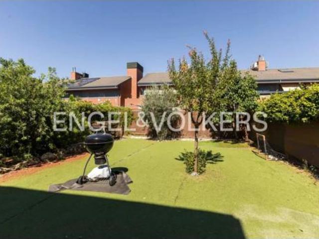 Casa en venta en Perales del Río, Getafe