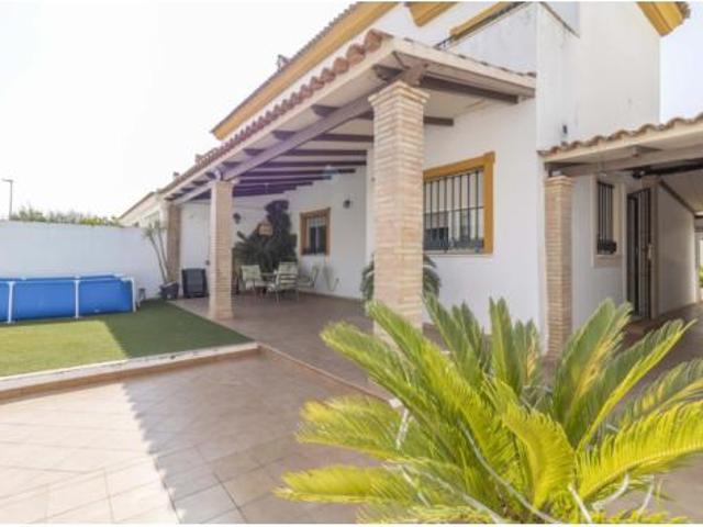 Casa en venta en Gines, Andalucía