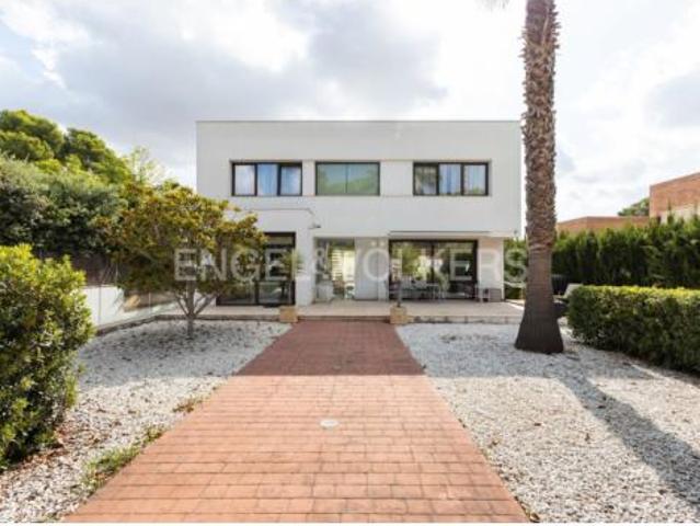Casa en venta en Godella, Valencia