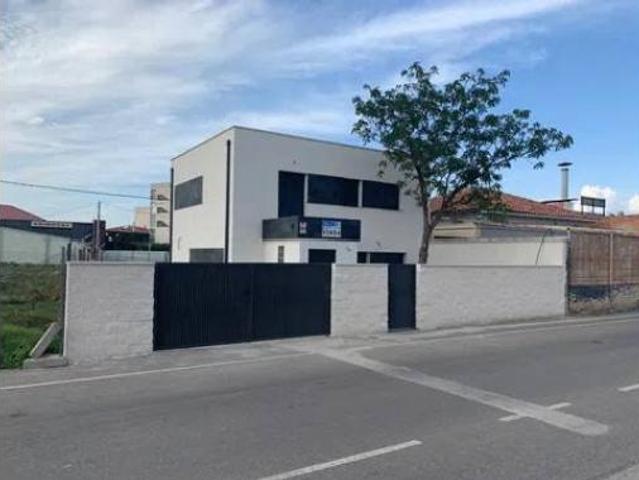 Casa en venta en Pla d'Urgell, Catalunya