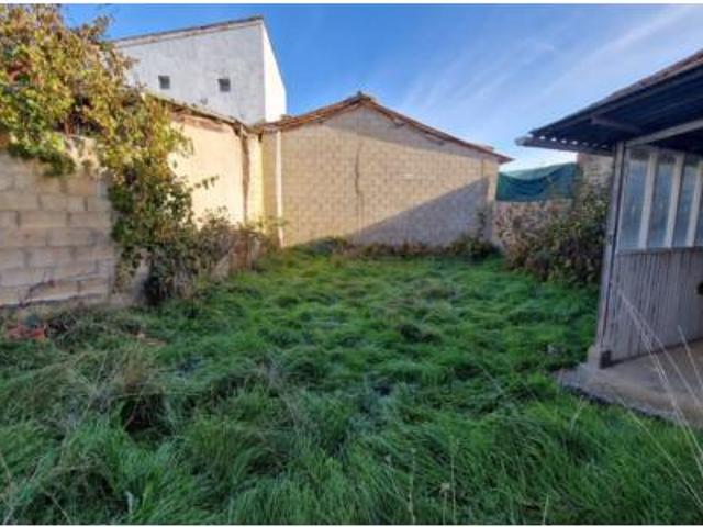 Casa en venta en Villanófar, Gradefes