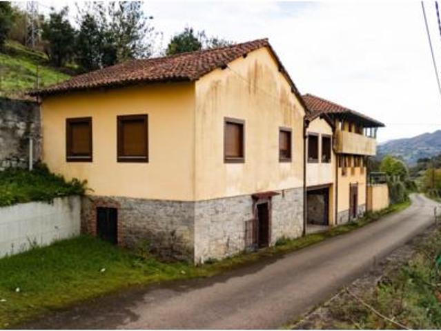 Casa en venta en Grado, Asturias