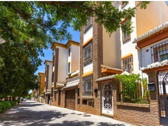 Casa en venta en Genil, Comarca de la Vega de Granada