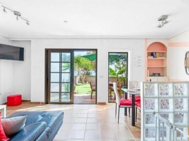Casa en venta en El Cabezo, Granadilla de Abona