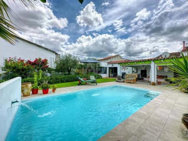 Casa en venta en Granja De Torrehermosa, Badajoz