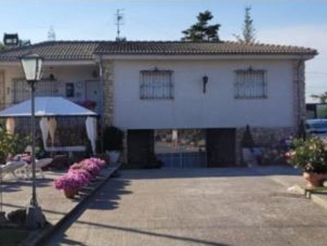 Casa en venta en Husillos, Castilla y León