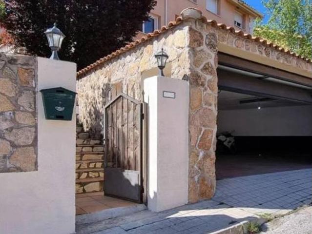 Casa en venta en Guadalix De La Sierra, Madrid