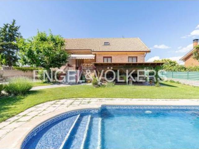 Casa en venta en Guadarrama, Madrid