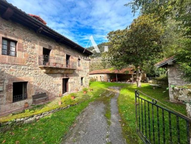 Casa en venta en Herrerías, Cantabria
