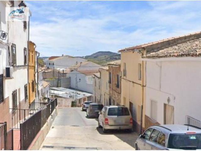 Casa en venta en Huelma, Andalucía