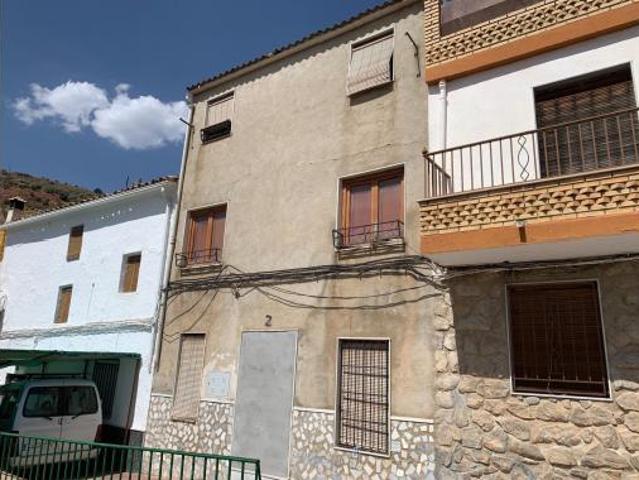 Casa en venta en Huelma