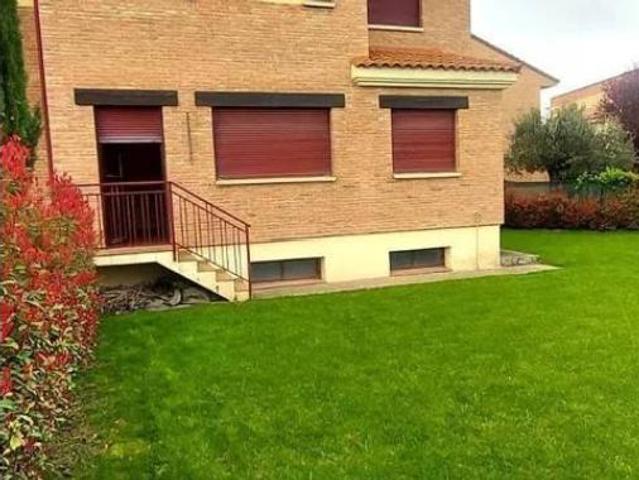 Casa en venta en Huércanos, La Rioja