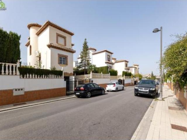 Casa en venta en Huétor Vega, Los Rebites