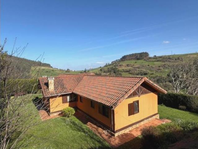 Casa en venta en Illas, Asturias