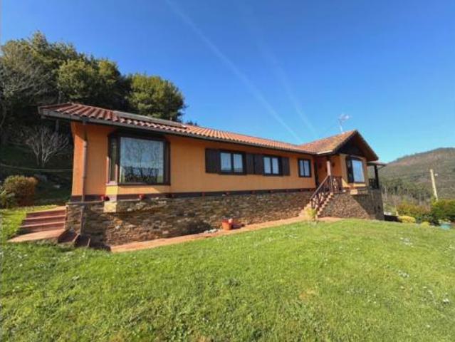 Casa en venta en Illas, Asturias