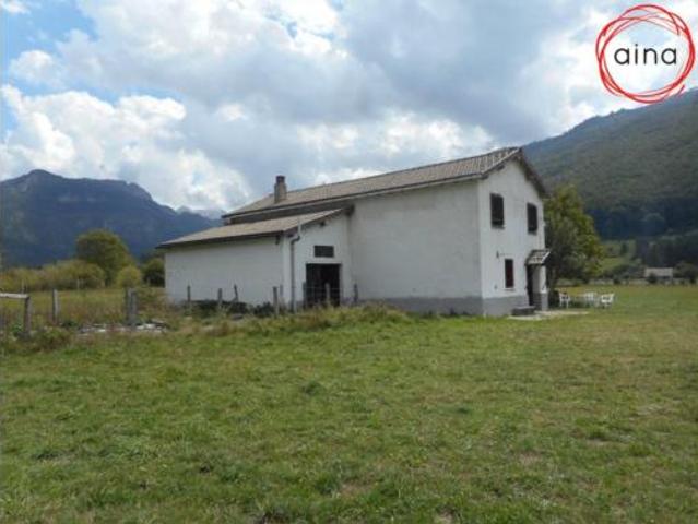 Casa en venta en Pirinioak, Navarra