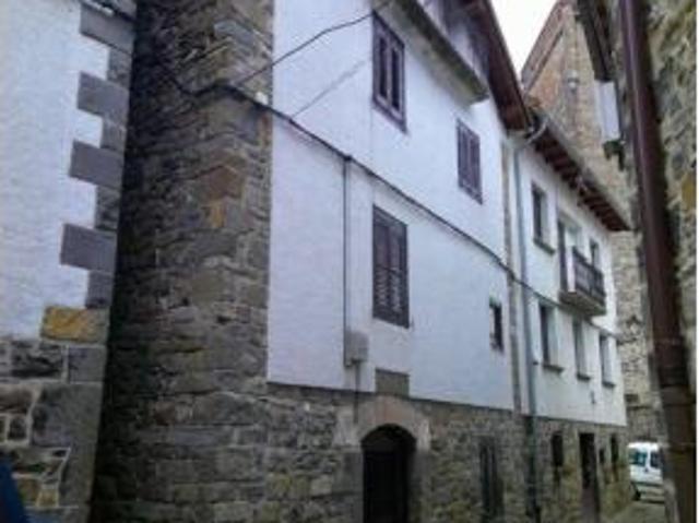 Casa en venta en Pirinioak, Navarra