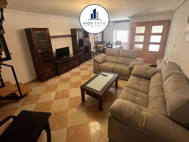 Casa en venta en Comarca de Los Montes, Andalucía