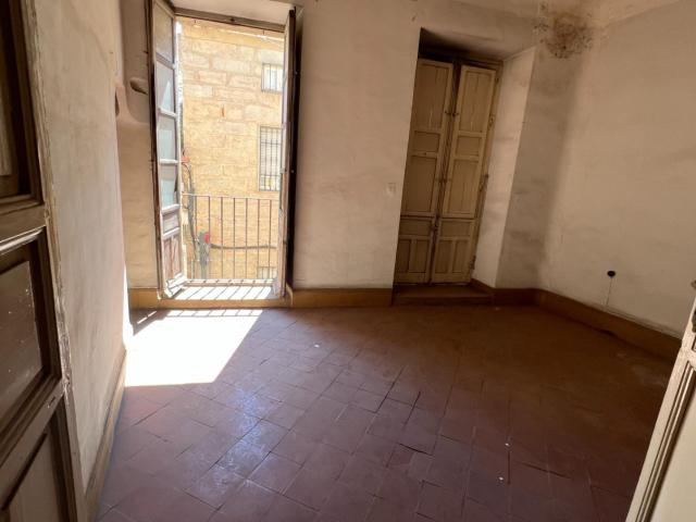 Casa en venta en Linares, Andalucía