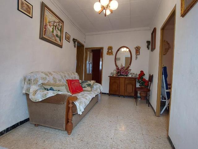 Casa en venta en Belerda, Quesada