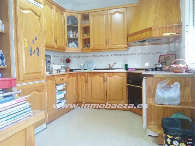 Casa en venta en Baeza, Andalucía