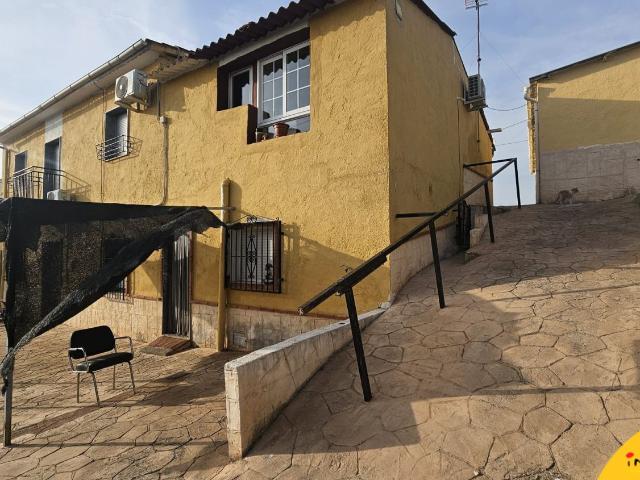 Casa en venta en Barrio de las Cruces, Alcalá La Real