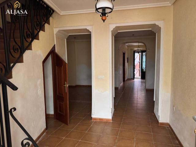 Casa en venta en Bailén, Andalucía