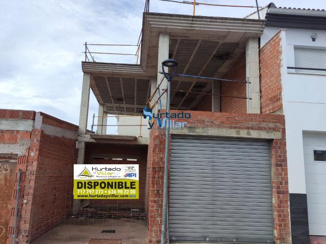 Casa en venta en Torreperogil, Jaén