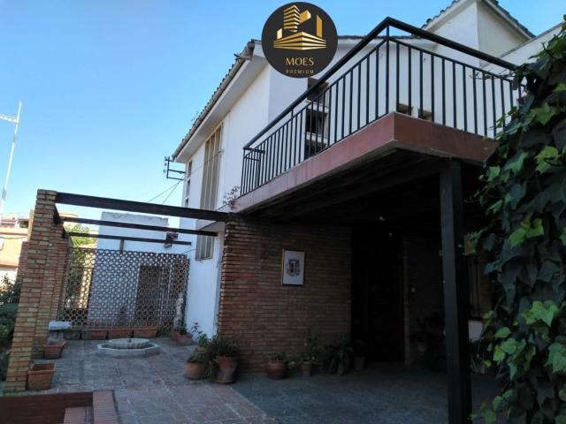 Casa en venta en Bailén, Andalucía