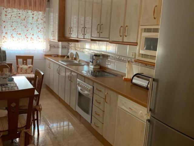 Casa en venta en Jabalquinto, Urbanización Azahar Casa en venta en Jabalquinto, Urbanización Azahar
