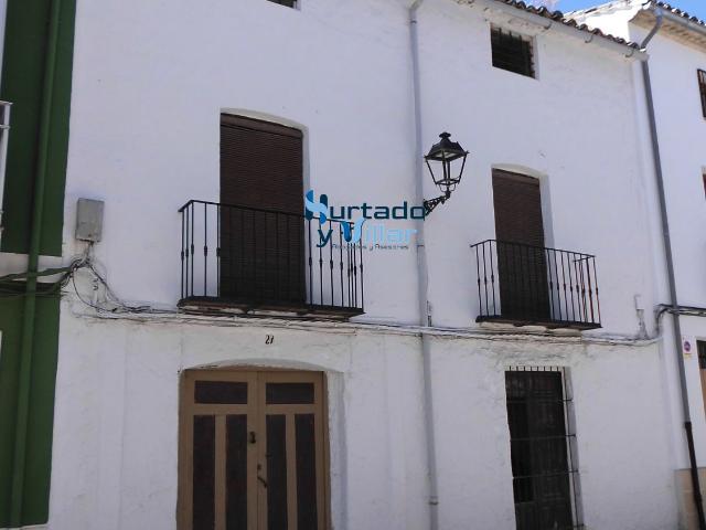 Casa en venta en Sabiote