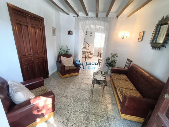 Casa en venta en Sabiote, Andalucía