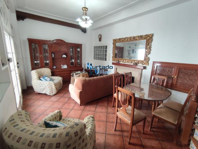 Casa en venta en Sabiote, Andalucía