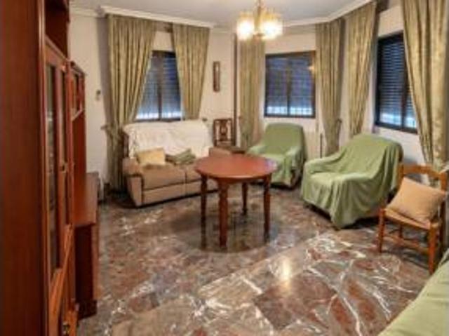 Casa en venta en Las Protegidas, Jaén