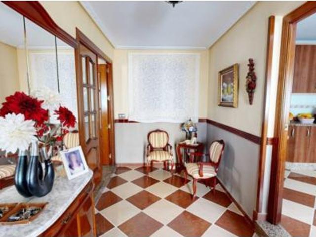 Casa en venta en Peñamefecit, Jaén
