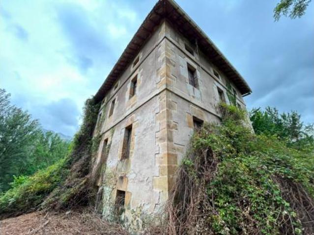 Casa en venta en Valle De Carranza, Guipúzcoa