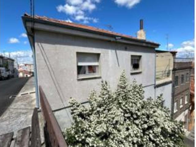 Casa en venta en La Bañeza, Castilla y León