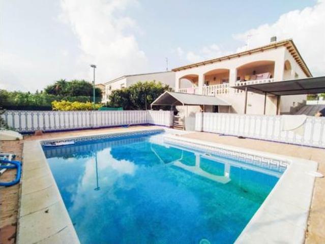 Casa en venta en La Bisbal Del Penedès, Tarragona
